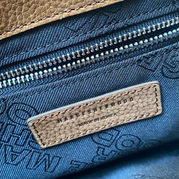 Marge Sherwood Brown Belted Bag - Picture 7 of 9